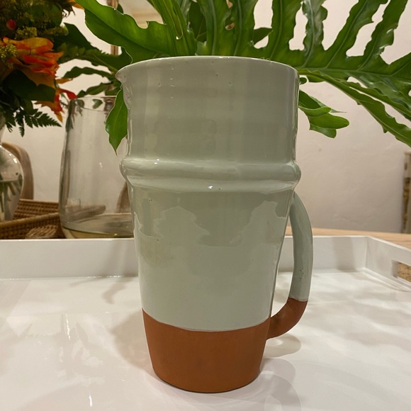 Sezane Ceramic Pitcher Pale Green X La MAISON Sezane NWOT - Picture 4 of 10